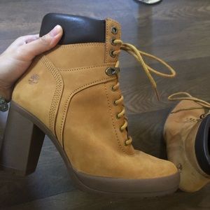 Timberland’s Camdale Chunky High Heel Boots, MINT